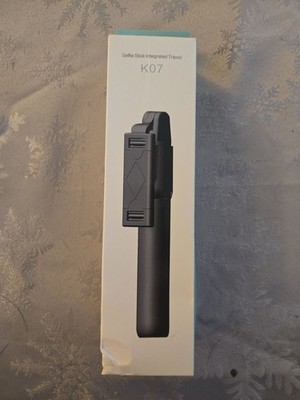 K07 Bluetooth Selfie Stick Integrated Tripod