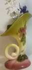 Vntg HULL USA Woodland Chartreuse Pink CORNUCOPIA  6" Horn Vase Glossy W2-5.5”