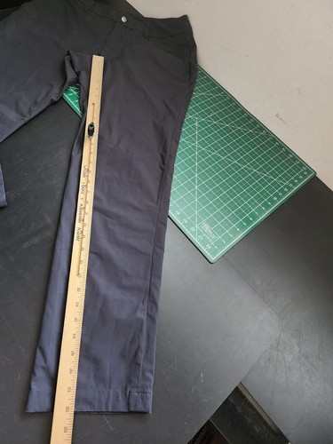 Lululemon E4 Athleisure Pants Polyester Dark Grey 34Wx32L Lightweight Stretch - Picture 9 of 11