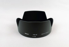 Nikon HB-32 Hood for DX Nikkor AF-S 18-70, 18-105mm, 18-140mm VR, 18-135 Lenses