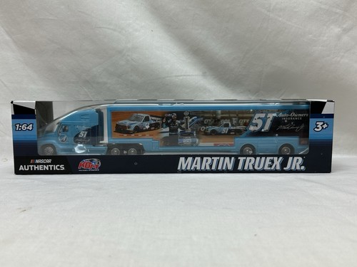 #51 Martin Truex Jr Auto-Owners Racing Hauler Trailer NASCAR Authentics 1:64 - Picture 4 of 8