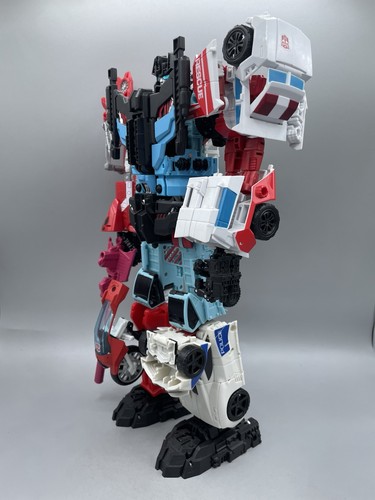 Upgraded Hasbro Transformers Combiner Wars Defensor W/ upgrade kit - Picture 3 of 7