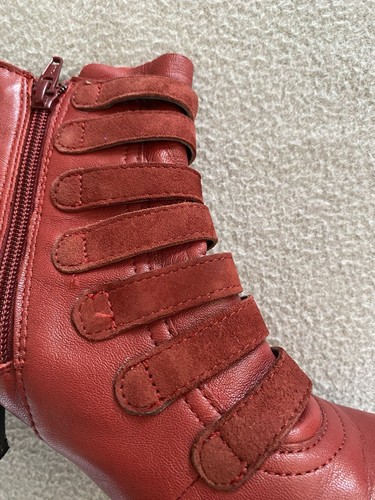 HUSH PUPPIES BOOTS SZ 4 TIFFIN RED WOMEN STEAMPUNK ZIP LOW HEEL SEE DETAIL FIRST - Picture 11 of 19