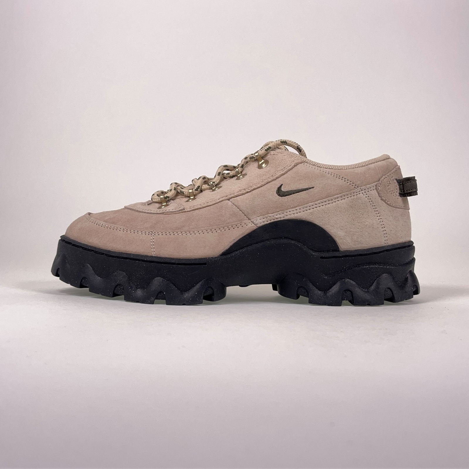 Nike LAHAR LOW EUR40,5 US9 UK6,5 - DB9953-202 | eBay