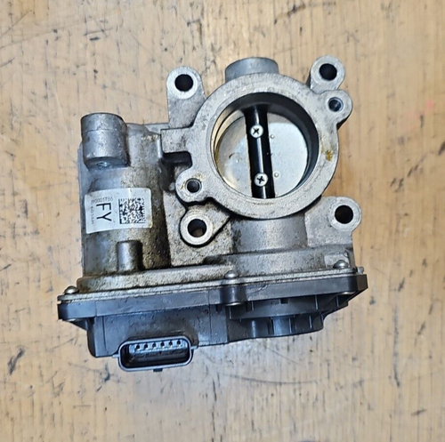 DACIA SANDERO RENAULT CLIO 2017 0.9 PETROL THROTTLE BODY 161206038R - Picture 2 of 5