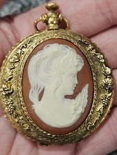 Vintage Max Factor Cameo Compact Metal Pocket Watch Style Translucent Powder New