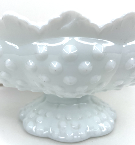 Vintage FENTON Hobnail Milk Glass 6 Candle Holder #3547569 Cottagecore Retro - Picture 5 of 8
