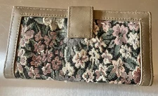 Women’s Floral Tapestry Wallet Credit Slots Checkbook Cover Button Snap Vintage