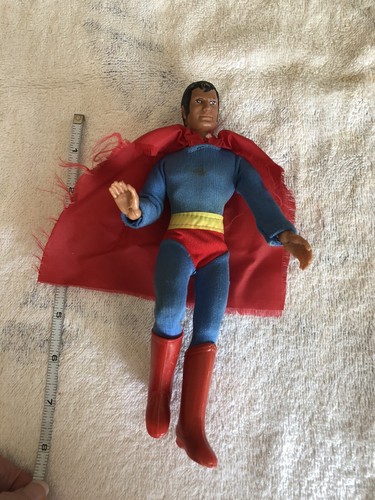 Vintage 1974 Superman 8" Original Type 2 Action Figure Complete ~ ALL Original - Picture 2 of 3