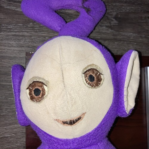 Juego de 4 muñecas de peluche Teletubbies con 20" Po Dipsy Laa Laa y Tinky Winky - Imagen 3 de 13