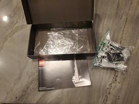 Lego Architecture 21008 Burj Khalifa Used Complete with Box and Instruction