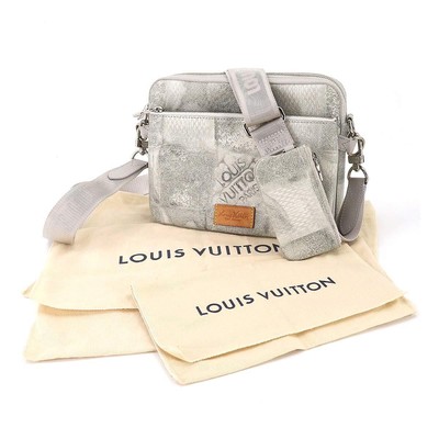 Louis Vuitton Damier Salt Canvas Trio Messenger Grey