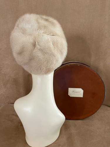 Vintage Forecast Kaufmann’s Mink Fur Hat cloche winter off white w box womens - Picture 3 of 7