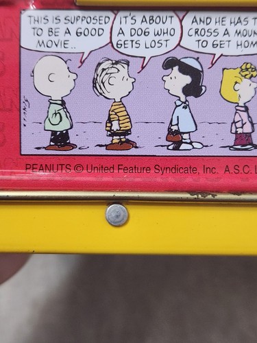 Vintage Peanuts Mini Tin Lunch Box #12 With Snoopy & Charlie Brown - Picture 4 of 11
