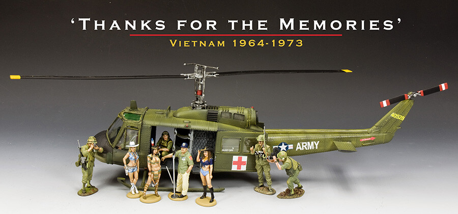 King & Country The Apocalypse Playmates Set 3 Figure Box