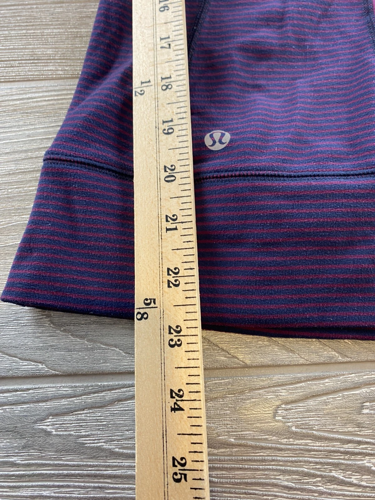 lululemon stripe plum lace ruffles zipper pocket run 