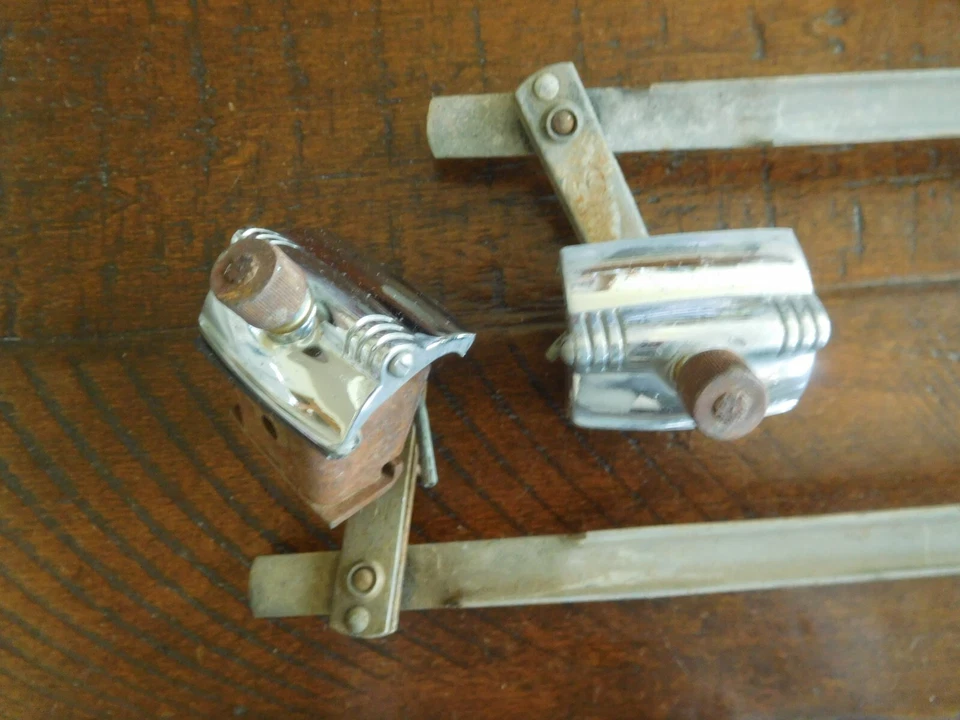 1951 Buick Oldsmobile conjunto de torre de transferência limpador destro LH - Imagem 3 de 4