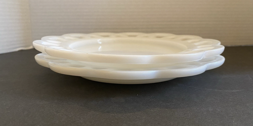 2 Vintage HAZEL ATLAS LACE EDGE PLATES 8 1/4" Salad Dessert White Milk Glass EXC - Picture 9 of 12