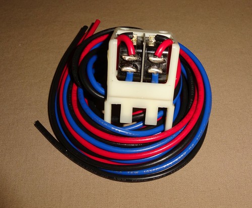 Eaton A2X1RPK Auxilliary Contact Switch NEW - Picture 2 of 5