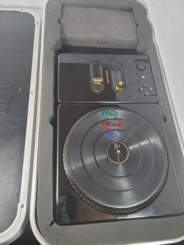 DJ Hero Renegade Edition Xbox 360 Beine Spiel Plattenspieler Case UNGETESTET