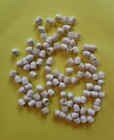 100 Count of Rubbermaid / Closet Maid Plastic Caps, White FG45119 (inside 1/4")