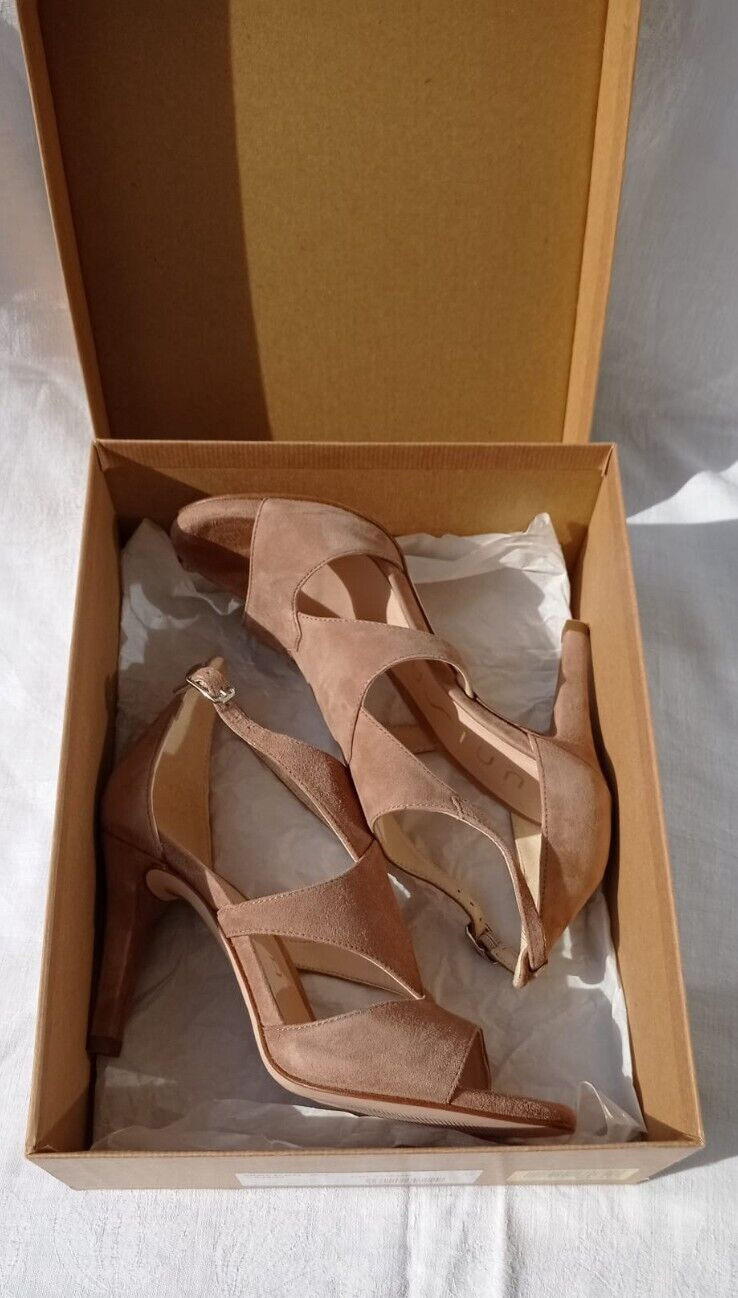 UNISA Damen Sandalette High Heels Gr. 37, Sand beige