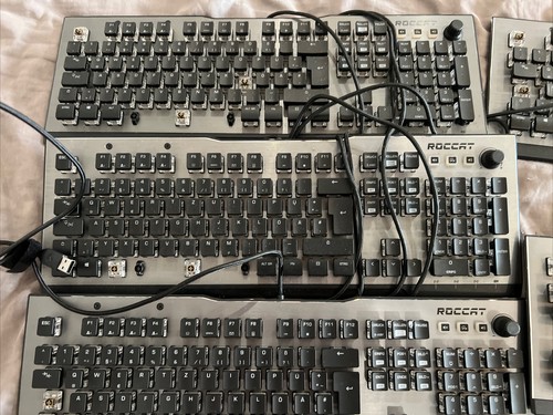 5X Roccat Vulcan 120 Aimo Mechanical Keyboard GERMAN/DEUTSCH UNTESTED For Parts - Picture 3 of 12