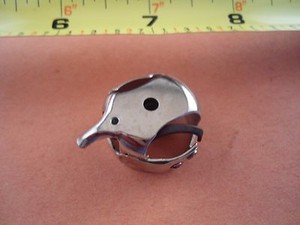 BOBBIN CASE 4011530 for Husqvarna Viking 100,1010,1020,1030,1040,105,1060,1070,1 BOBBIN CASE 4011530 for Husqvarna Viking 100,1010,1020,1030,1040,105,1060,1070,1