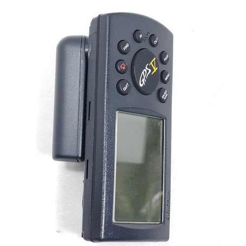 Garmin GPS V Navigatore Personale Portatile e Automobile Manca Cavo PC - Foto 11 di 24