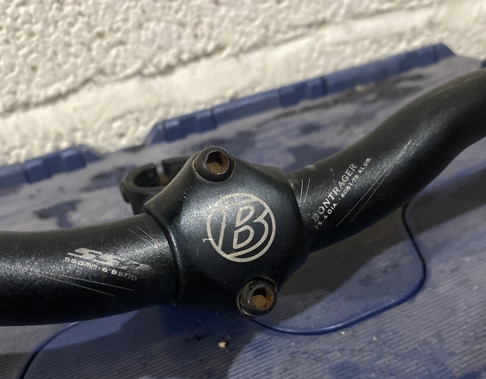 25.4mm Bontrager SSR Stem L:80mm R:25° & Handlebar L:580mm 6° Up 1 1/8” - Image 2 of 4