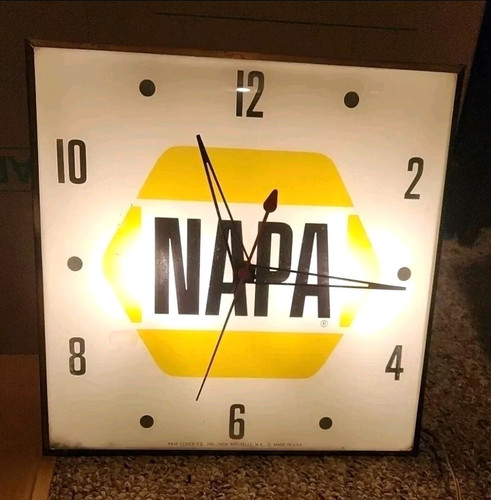 Vintage NAPA Auto Lighted Pam Wall Clock, Advertising, 15" X 15", Works - Bild 14 von 16