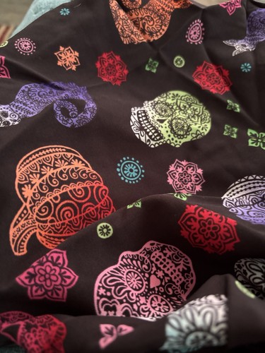 Skulls Cats Pumpkins Unisex /Chemo Surgical Scrub Hat/Cap Zoe & Chloe New W/ Tag - Picture 6 of 8