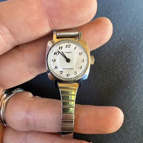 VINTAGE! Timex Watch Women Silver Tone England Dial Manual Wind Tested