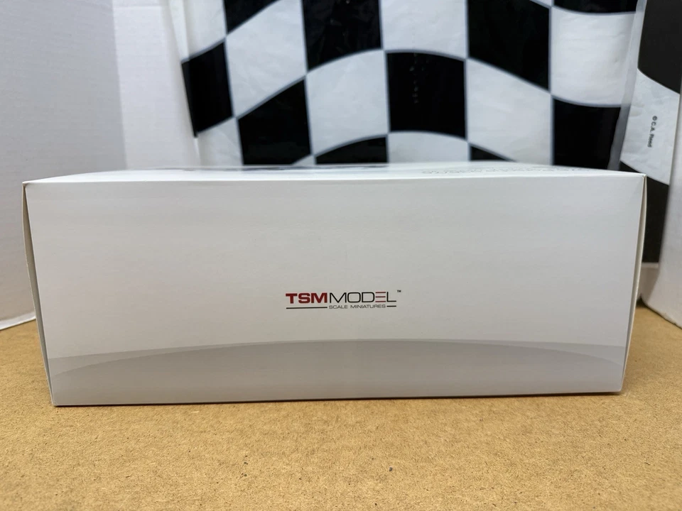 1:18 TSM Model 1976 Porsche 936/76 - Monza 1000KM Winner #3 TSM141827R - Image 3 of 4