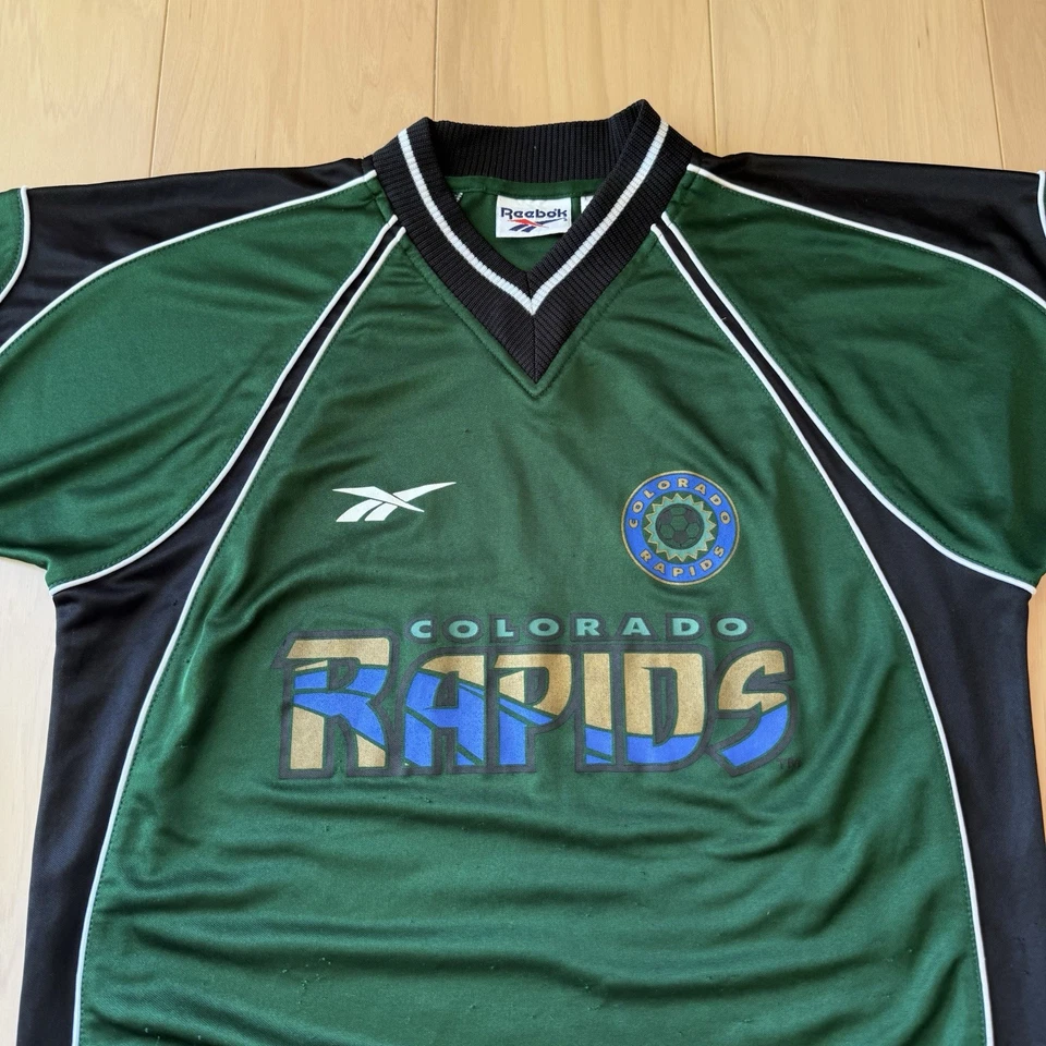 Camiseta deportiva de fútbol vintage de los Colorado Rapids pequeña verde Reebok años 90 MLS Foto 3 de 4