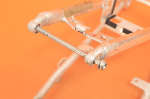 2005 04-17 CRF250X CRF250 OEM Subframe Rear Chassis Seat Rail Support Bracket - Picture 9 of 9