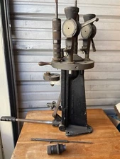 Vintage Hollywood Gun Shop Turret Tool Reloading Press w/ Extras & Dies