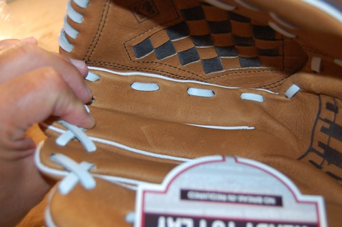NWT Franklin Sports Ready To Play Pro Series Baseball Gloves 13" LHT 22550-13 - Picture 6 of 10