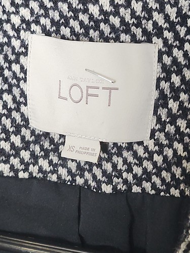 Used Black & White Ann Taylor Houndstooth Pea Waist Length Jacket Size XS (1-4) - Picture 3 of 4