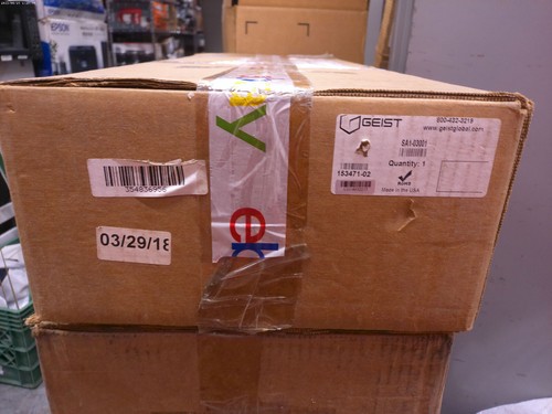 Vertiv SA1-03001 Network Equipment Chassis Passive Black 3U Both Sides - Picture 4 of 8