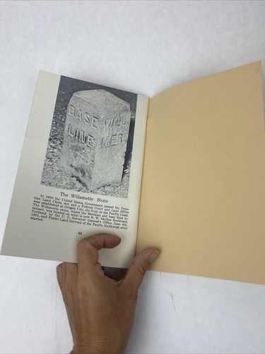 1957 Oregon Historic Landmarks - Daughters of the American Revolution Booklet - Picture 11 of 11