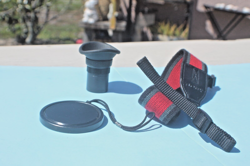 SONY - CCD-FX70 - AUGENMUSCHEL - OBJEKTIVABDECKUNG - TRAGERIEMEN - OEM - Bild 1 von 3