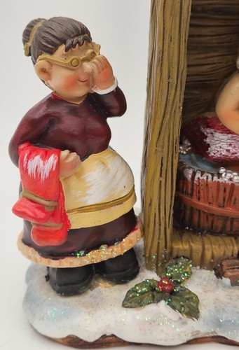 Vtg Resin Santa Claus Taking A Bath in Outhouse Figurine Christmas Holiday Decor - Picture 3 of 14