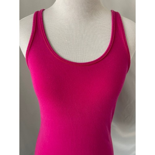 Old Navy Dark Pink Fitted Workout/Sports Tank - Picture 2 of 10