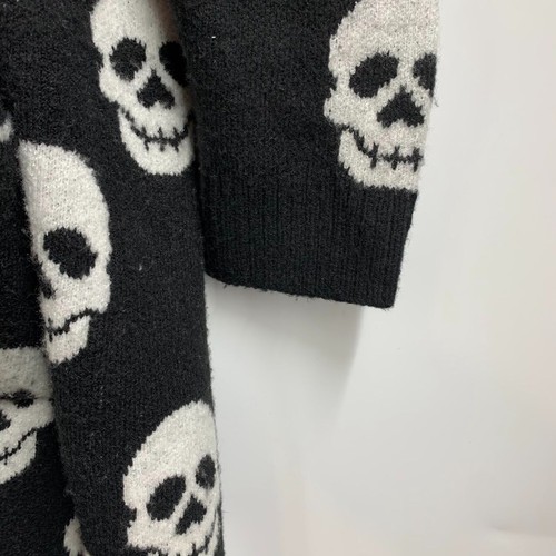 Torrid Women's Skull Button Front Long Sleeve Sweater Coast Size 1X - Picture 6 of 13