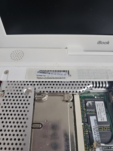 2002 Apple iBook G3 12.1" PowerPC G3 700MHz 20GB HDD 256MB RAM READ DESC. - Picture 3 of 7