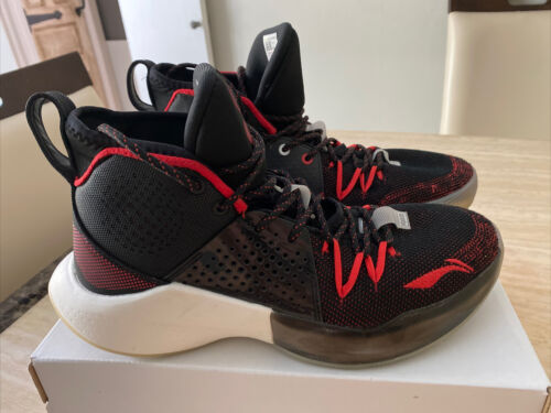 Li Ning Sonic VIII 8 Player CJ McCollum Men Basketball Shoes Wade Wow Li-Ning 9 - Afbeelding 1 van 6