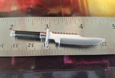 Hot Toys MMS276 Commando Predator Schwarzenegger 1/6 action figure's knife only!