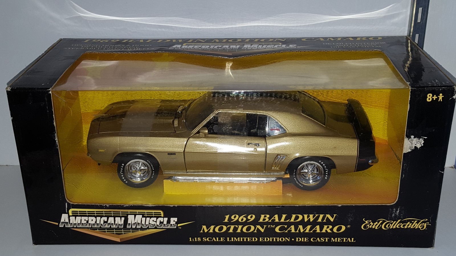Ertl 1969 Chevrolet 1 18 Baldwin Motion Camaro oro Con nero BD Ertl 1969 Chevrolet 1 18 Baldwin Motion Camaro oro Con nero BD