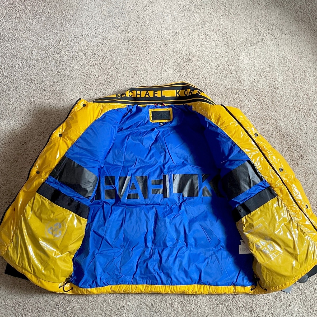 MICHAEL KORS Yellow Quilted Patent Nylon Puffer Insulated Jacket 2XX 398